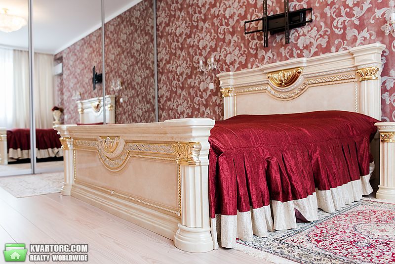 Rent out 4-room apartment. Киев,  Механизаторов — photo 4