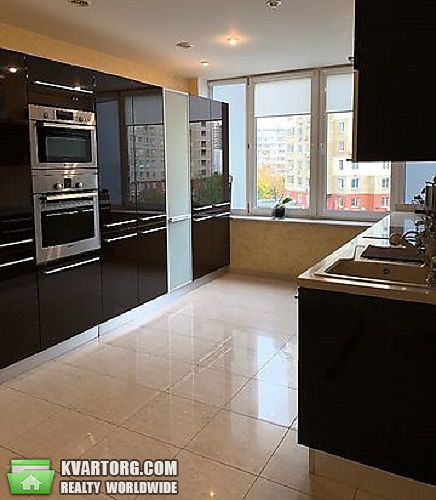 Sell multi-room apartment. Киев,  Никольско-Слободская — photo 2
