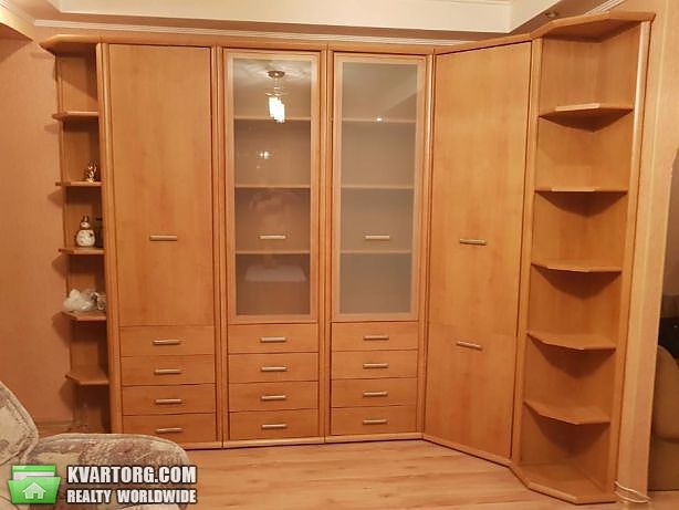 Rent out 3-room apartment. Киев,  Строителей — photo 5