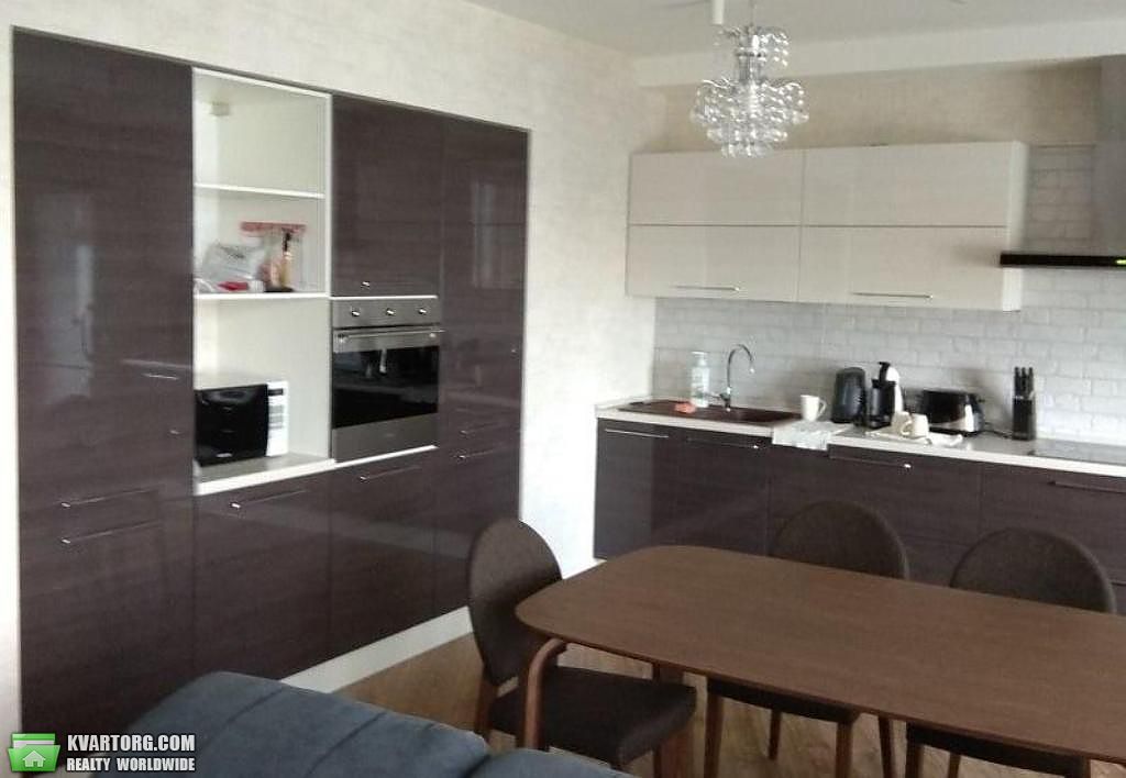 Rent out 3-room apartment. Киев,  Днепровская наб — photo 3