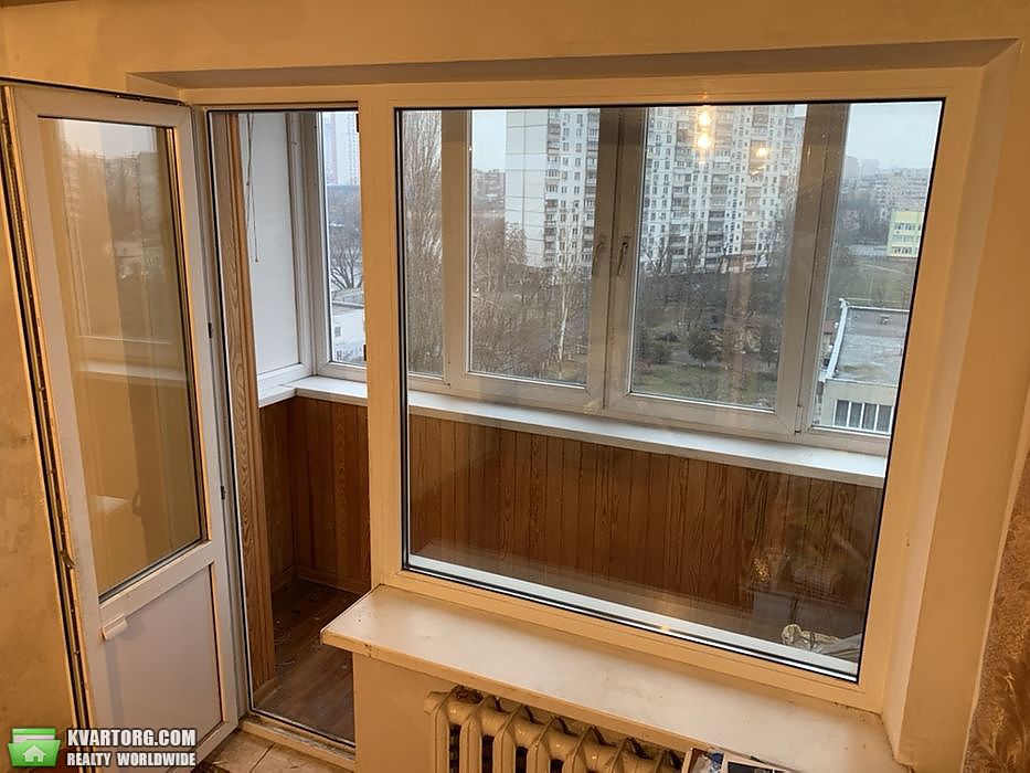 Sell 3-room apartment. Киев,  Березняковская — photo 1