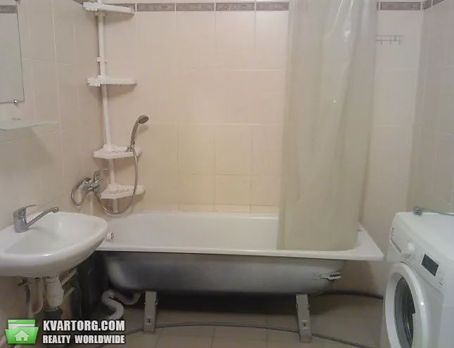 Rent out 2-room apartment. Киев,  Урловская — photo 7