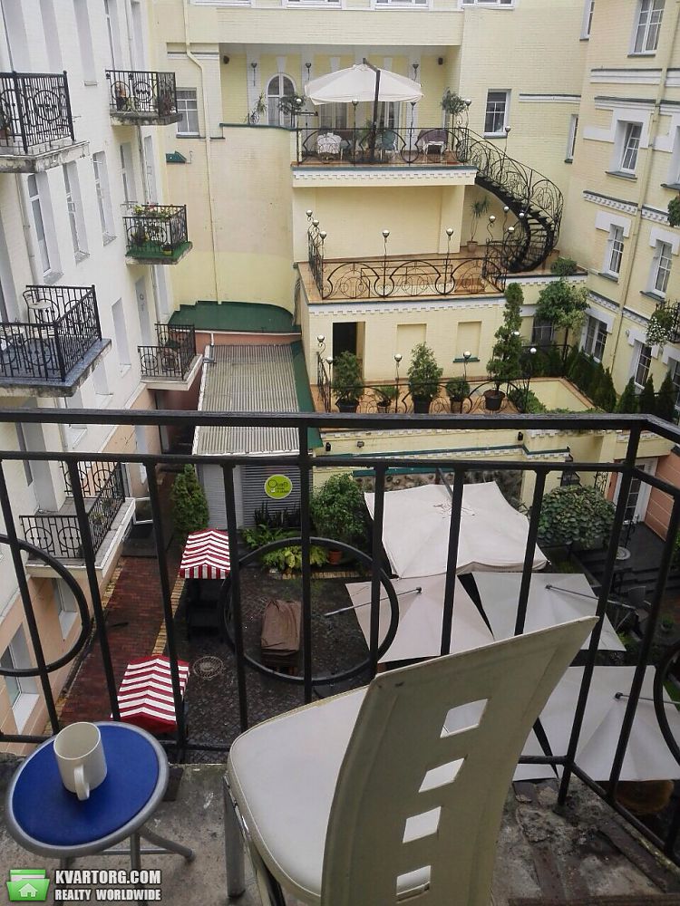 Rent out 1-room apartment. Киев,  Воздвиженская — photo 4