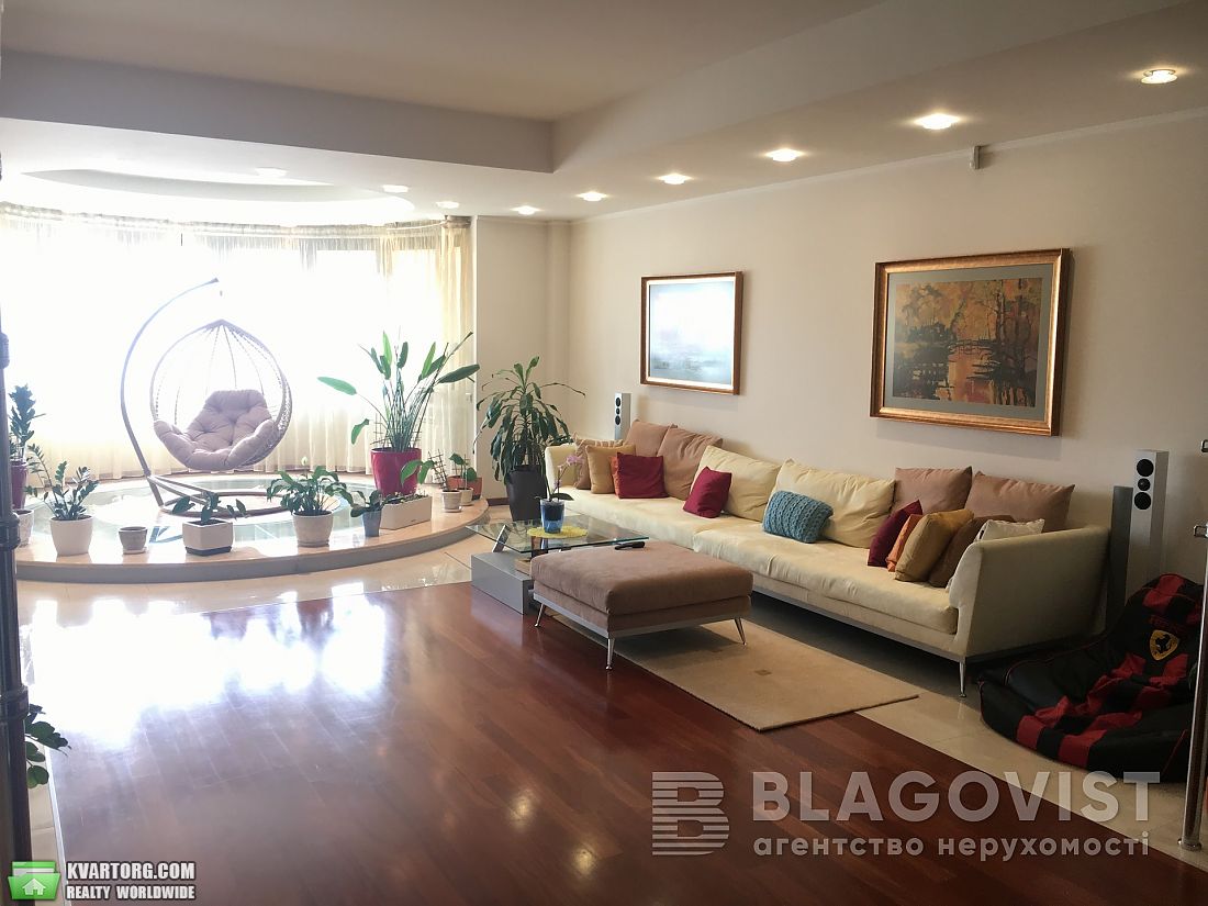 Sell 4-room apartment. Киев, Кропивницкого — photo 4
