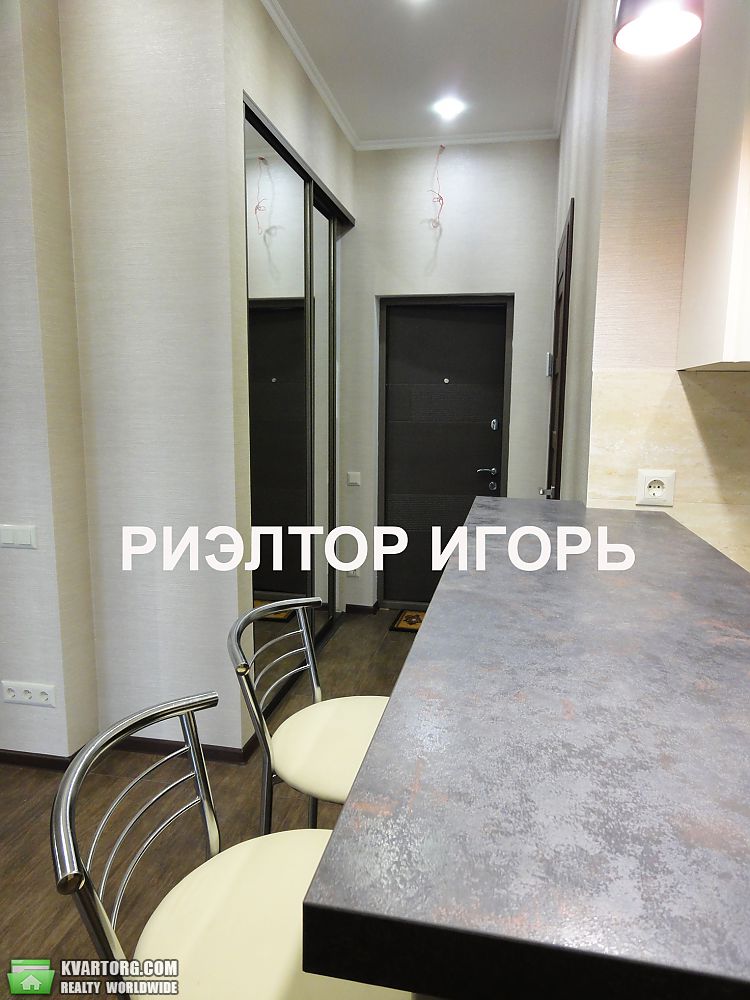 Rent out 3-room apartment. Одесса, Французский бульвар — photo 4
