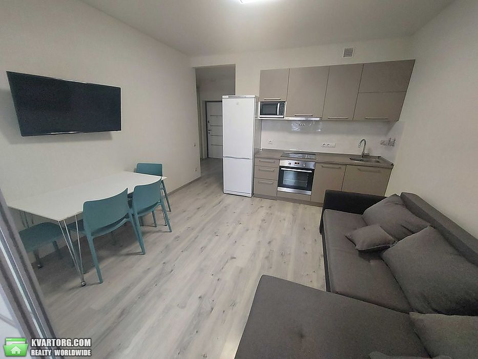 Rent out 2-room apartment. Киев,  Теремковская — photo 1