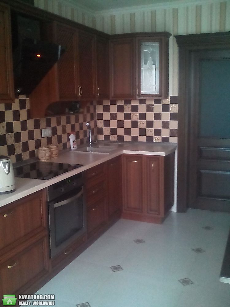Sell 4-room apartment. Киев,  Рижская — photo 2