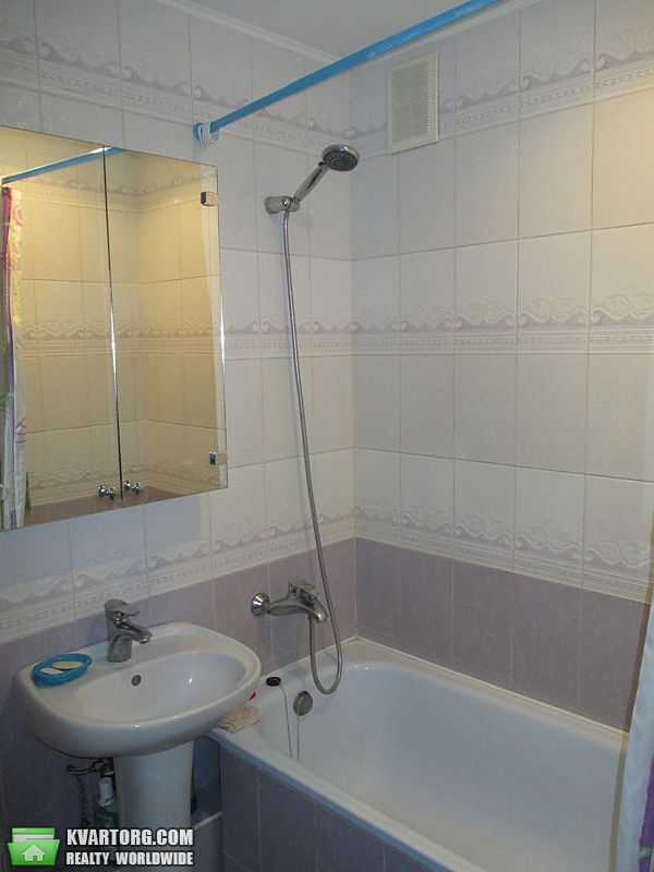Sell 3-room apartment. Киев,  Приречная — photo 8