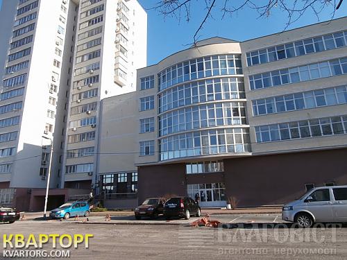 Sell 3-room apartment. Киев, Панельная — photo 1