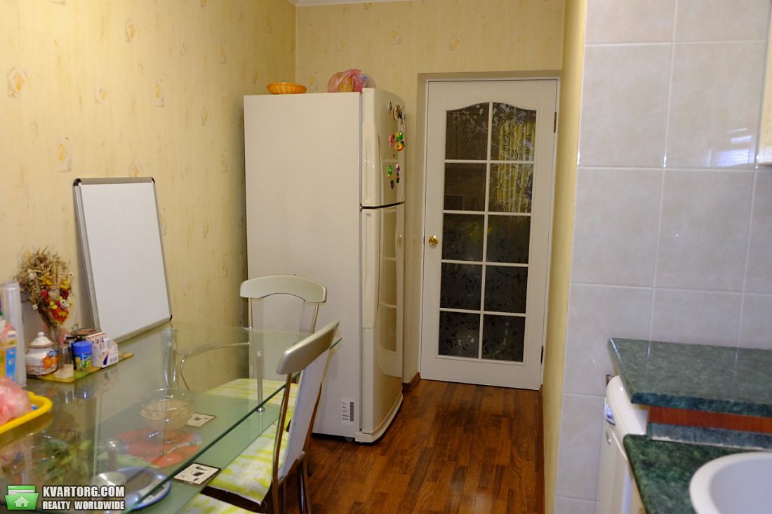 Rent out 2-room apartment. Одесса, Сергея  Ядова — photo 6