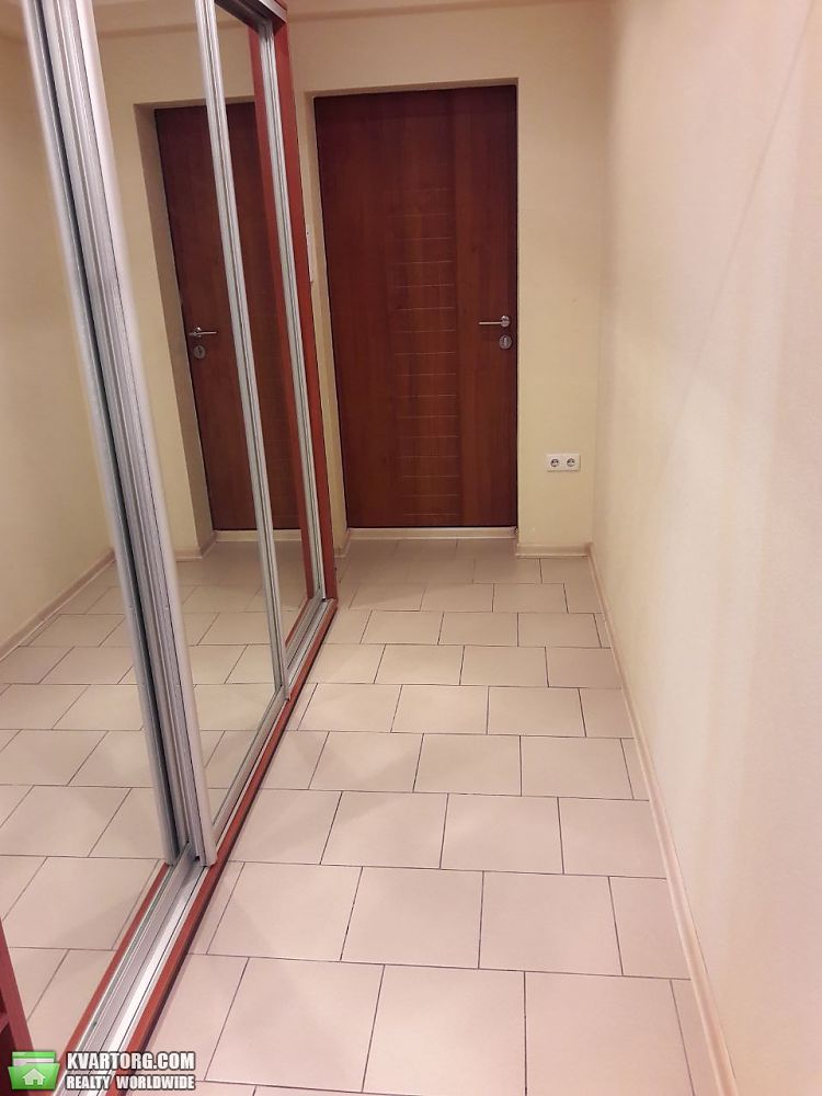 продам 1-комнатную квартиру. Днепропетровск,  Славы  - фото 8