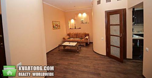 Rent out 2-room apartment. Киев, Почайнинская — photo 2