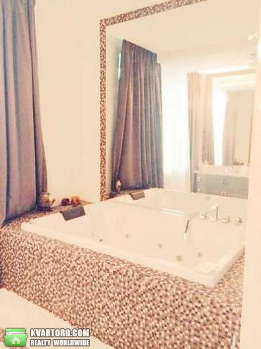 Sell 3-room apartment. Киев,  Драгомирова — photo 8