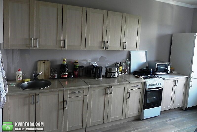 Sell 3-room apartment. Киев,  Алма-Атинская — photo 1