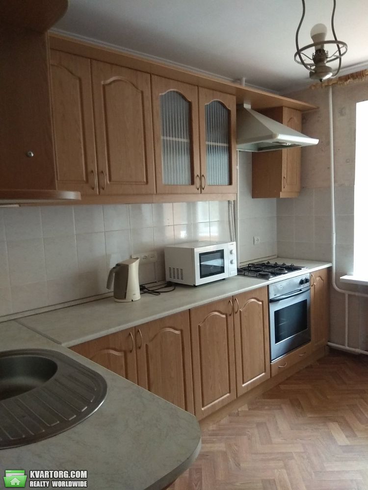 Rent out 2-room apartment. Киев,  Введенская — photo 8