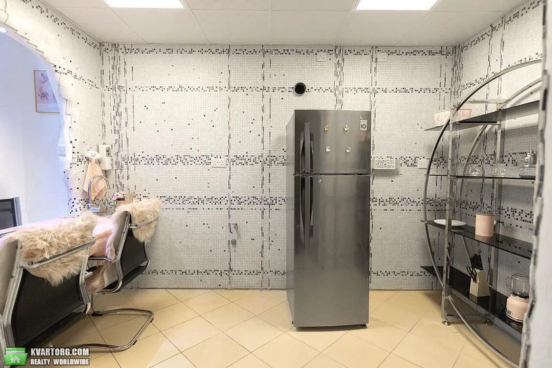 Sell 2-room apartment. Харьков,  10 линия — photo 7