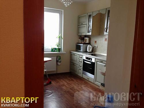 Sell 2-room apartment. Киев,  Урловская — photo 2