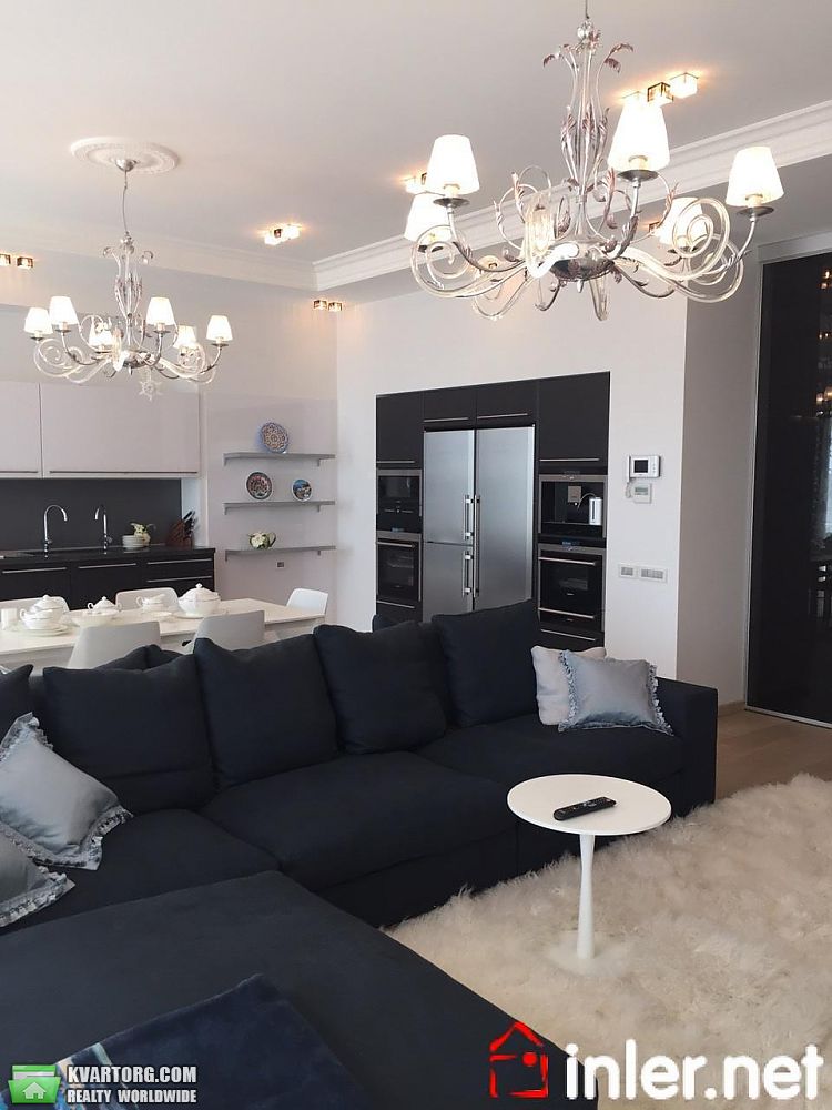 Rent out 4-room apartment. Одесса, Генуэзская — photo 1
