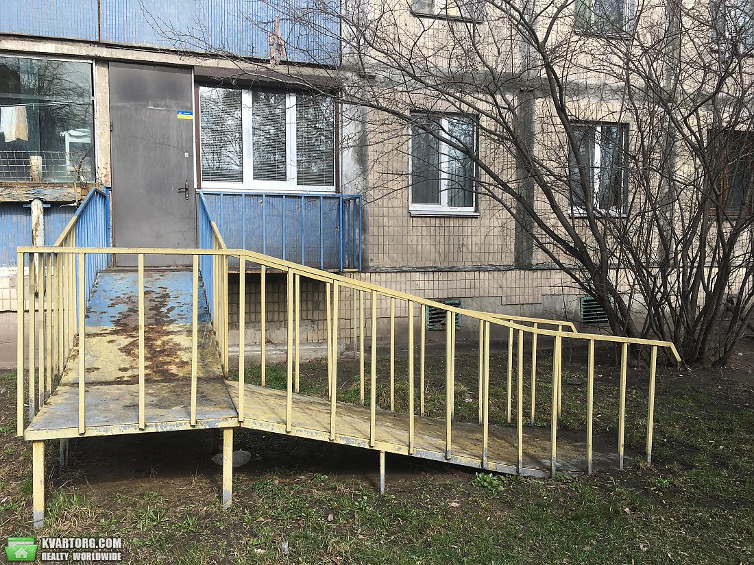 Sell 2-room apartment. Киев, Проспект Леся Курбаса — photo 1