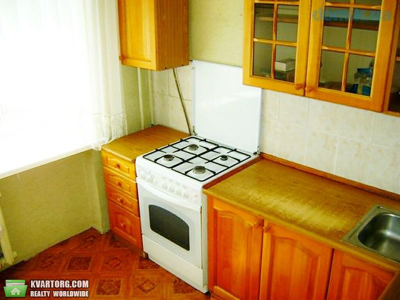 Rent out 1-room apartment. Киев,  Машиностроительная — photo 7