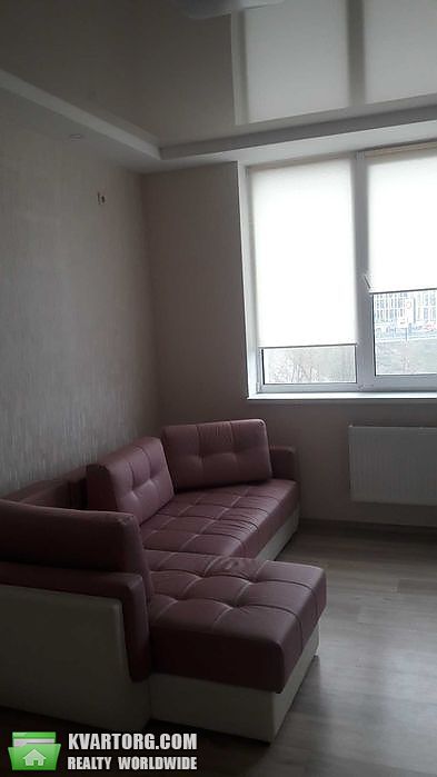 Rent out 1-room apartment. Киев,  Малоземельная — photo 4