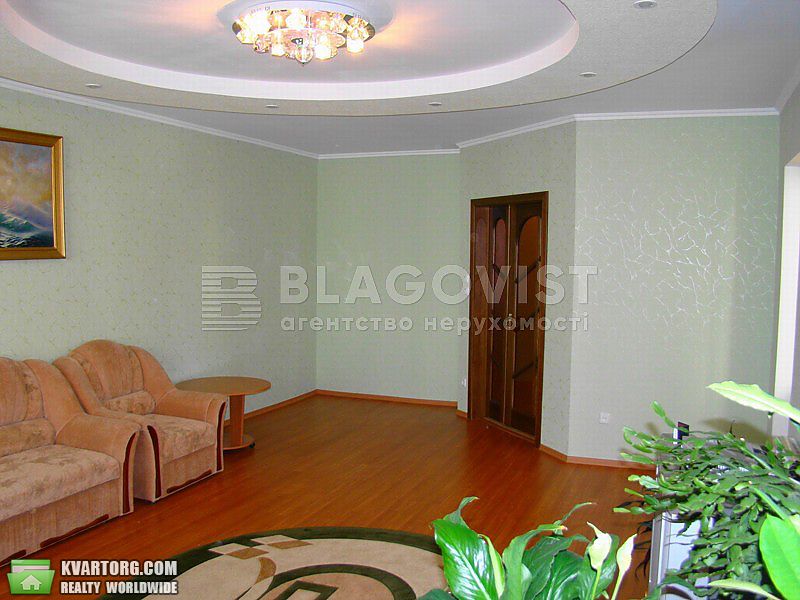 Sell 3-room apartment. Киев, Срібнокільська — photo 2