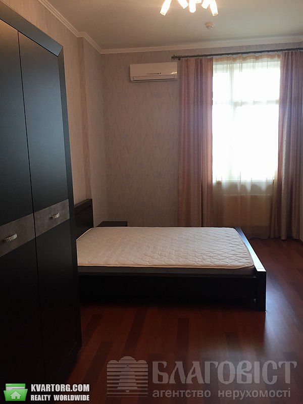 Sell 2-room apartment. Киев,  Щорса — photo 6