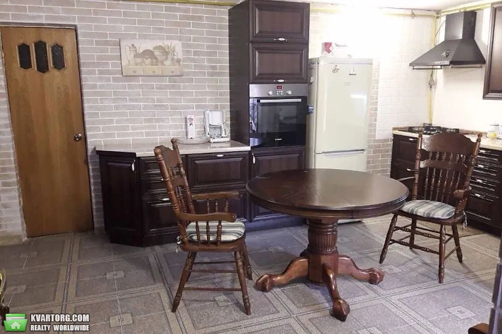 Rent out house. Киев,  Садовая — photo 2