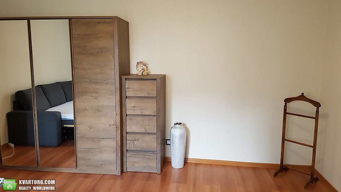 Rent out 1-room apartment. Киев, Княжий Затон ул. — photo 7