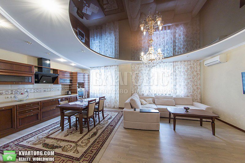 Sell 3-room apartment. Киев,  Ломоносова — photo 1