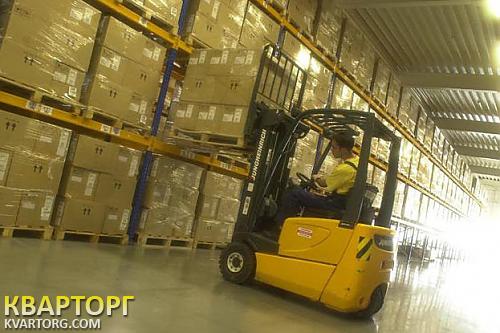 Rent out warehouse. Киев,  Малинская — photo 1
