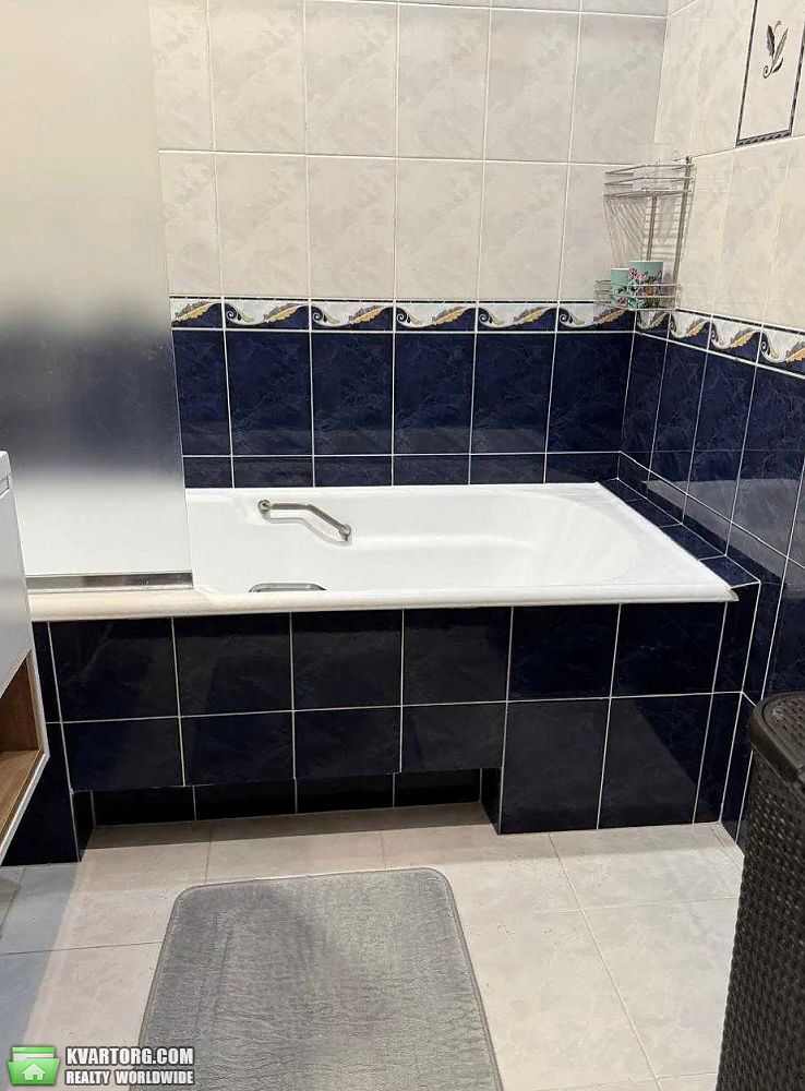 Rent out 2-room apartment. Киев, Харківське шосе — photo 5