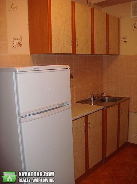 Rent out 2-room apartment. Киев, Братиславская — photo 4