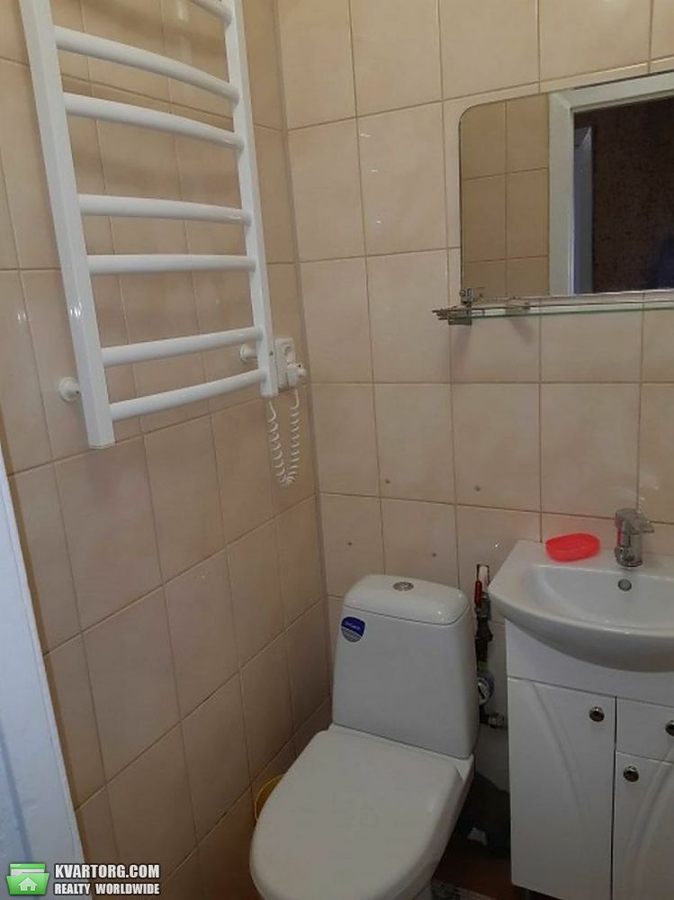 Rent out 2-room apartment. Одесса,  Ясная — photo 3