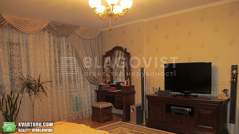 Sell 3-room apartment. Киев,  Декабристов — photo 4