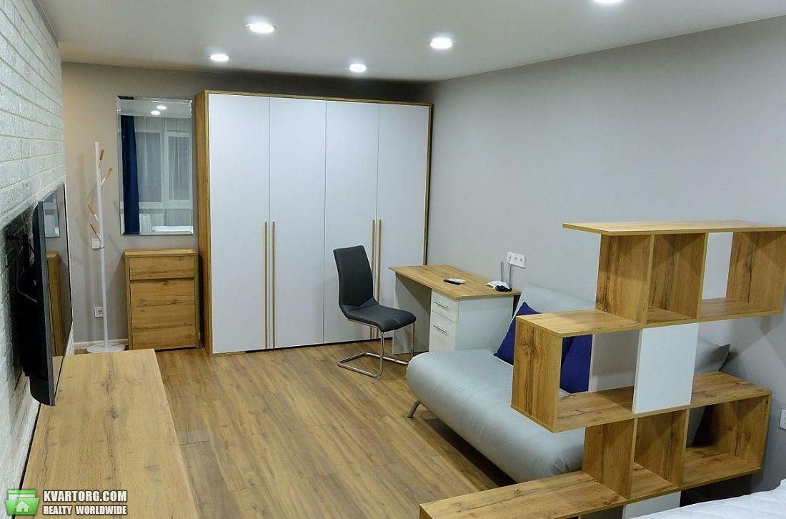 Rent out 1-room apartment. Киев,  Голосеевский пр — photo 3