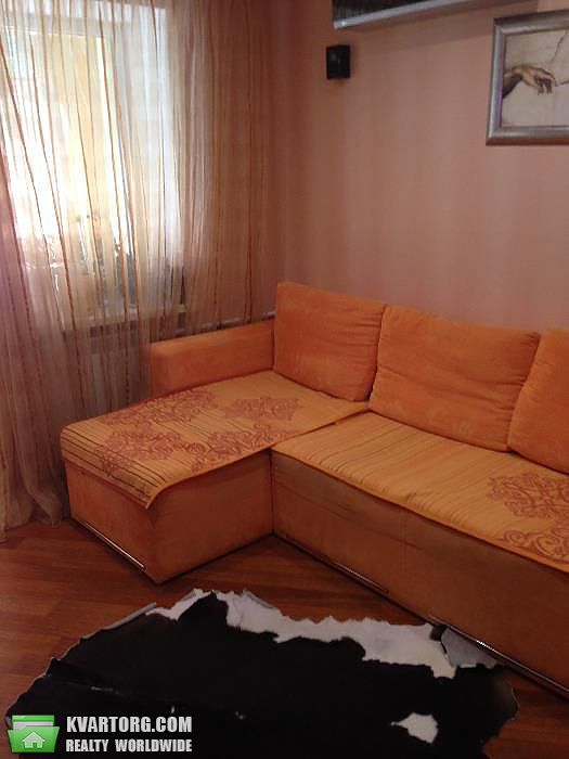 Sell 2-room apartment. Киев,  Дегтяревская — photo 2