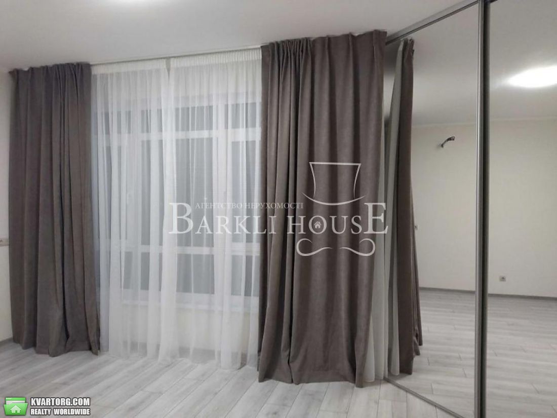 Rent out 3-room apartment. Киев,  Метрологическая — photo 3