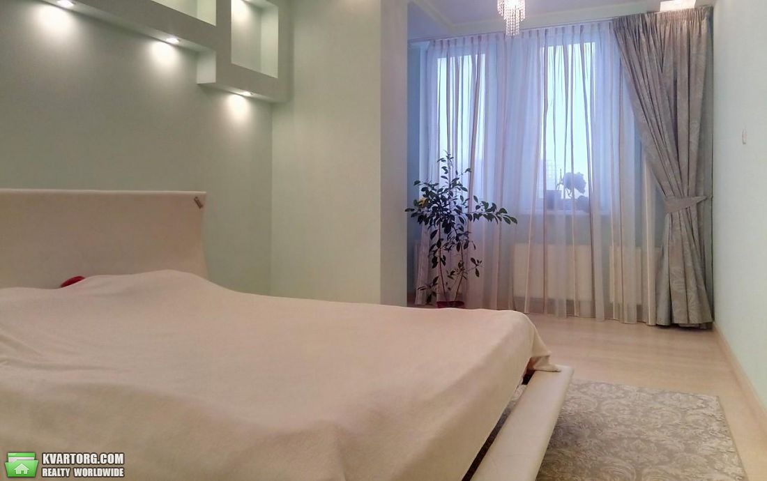 Rent out 5-room apartment. Киев,  Дружбы Народов бул — photo 4