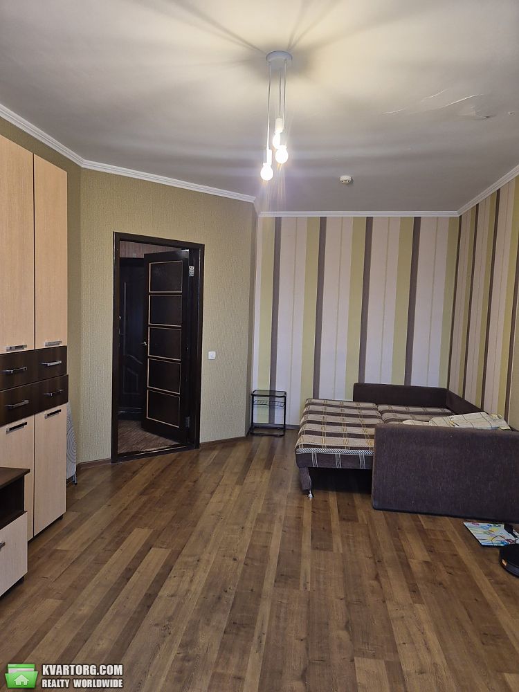 Rent out 1-room apartment. Киев,  Бориспольская — photo 9