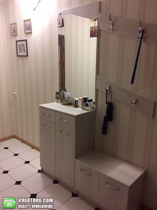 Sell 2-room apartment. Киев,  Щорса — photo 9