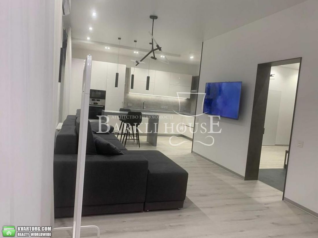 Rent out 2-room apartment. Киев,  Барбюса — photo 1