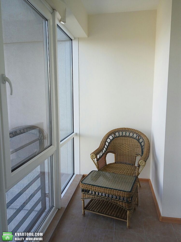 Rent out 2-room apartment. Днепропетровск, Кирова — photo 10