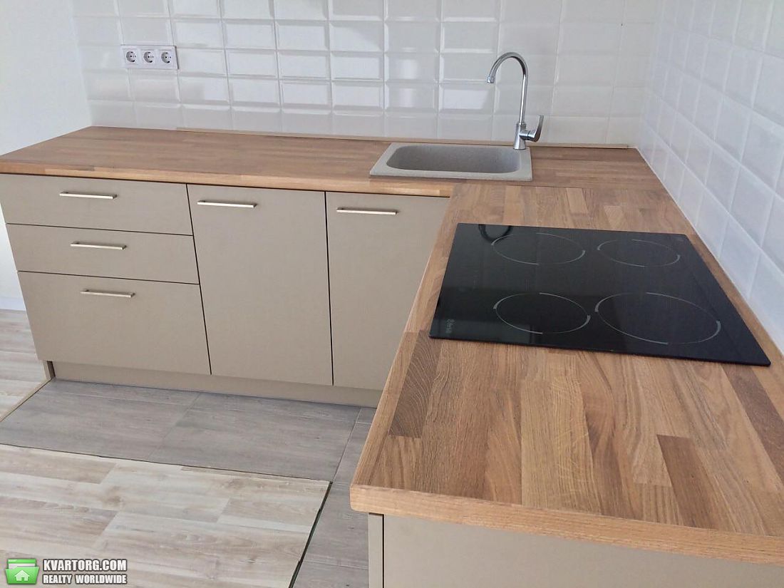 Sell 1-room apartment. Киев,  Соломенская — photo 2