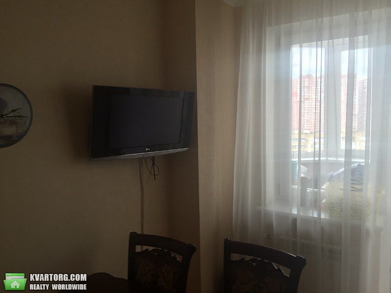 Rent out 2-room apartment. Киев,  Григоренко пр — photo 9