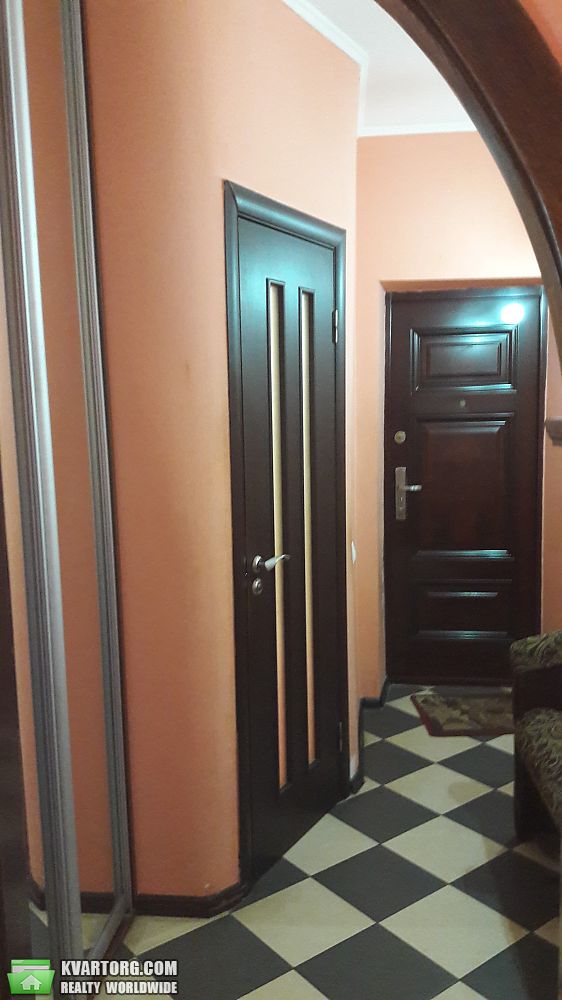 Sell 3-room apartment. Киев,  Депутатская — photo 1