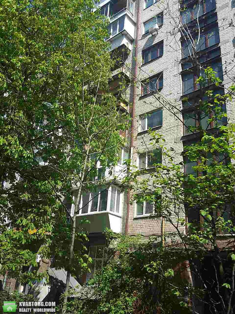 Sell 2-room apartment. Киев,  Набережно-Крещатикская — photo 1