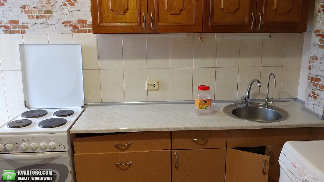 Rent out 2-room apartment. Одесса, Давида Ойстраха — photo 2