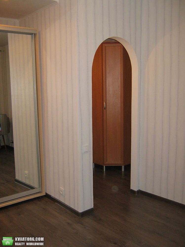 Sell 1-room apartment. Днепропетровск, ж/м Тополь-2 — photo 2