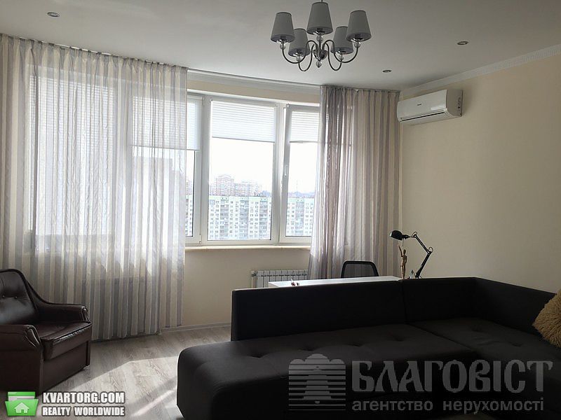 Sell 2-room apartment. Киев,  Демиевская — photo 1